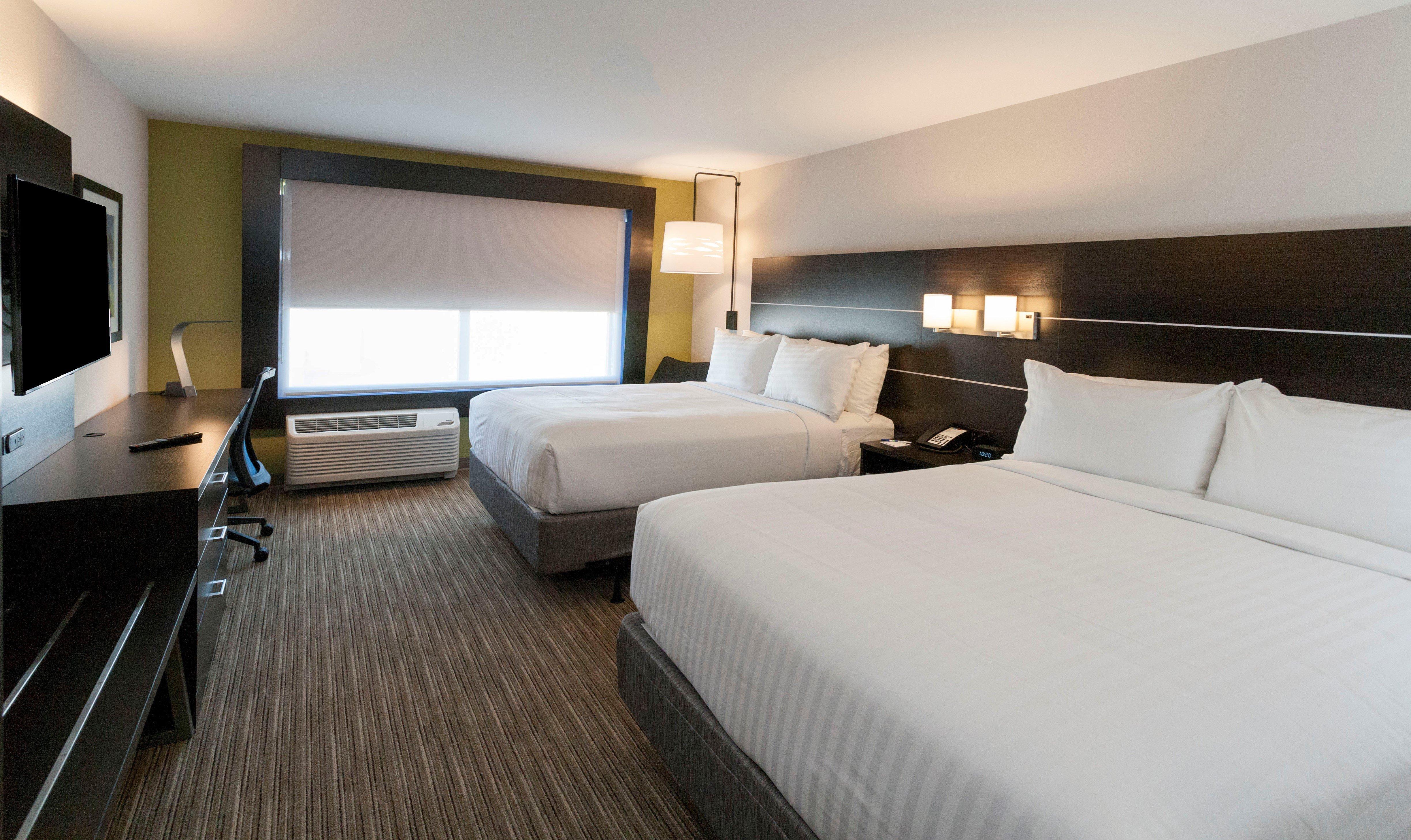 Holiday Inn Express & Suites - Dodge City By Ihg Bagian luar foto